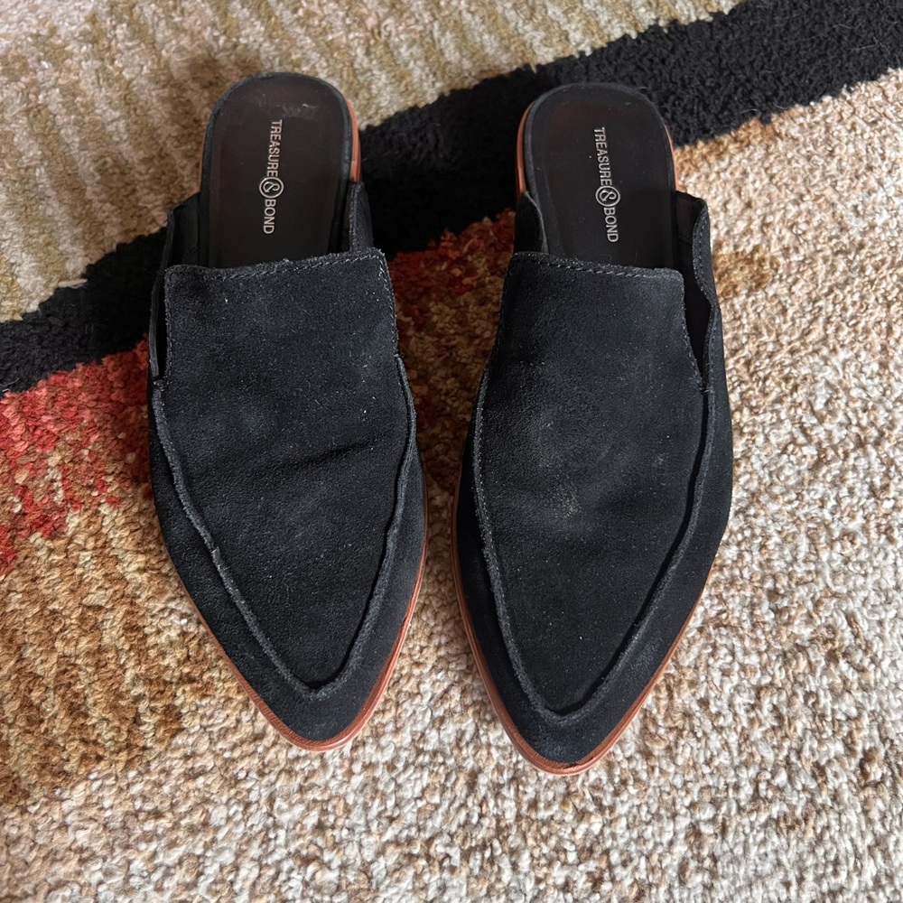 Treasure & Bond Charcoal Leather Slip-Ons
